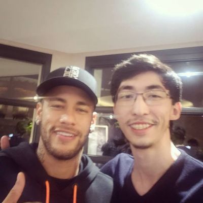 Hayashii with Neymar 
