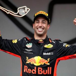 Daniel Ricciardo- Wiki, Age, Height, Girlfriend, Net Worth (Updated on ...