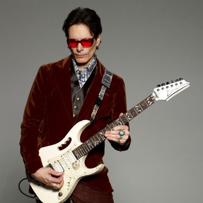 Steve Vai- Wiki, Biography, Age, Height, Net Worth, Wife